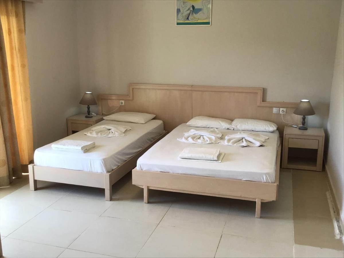 Regina Hotel กิสเซมอส ภายนอก รูปภาพ