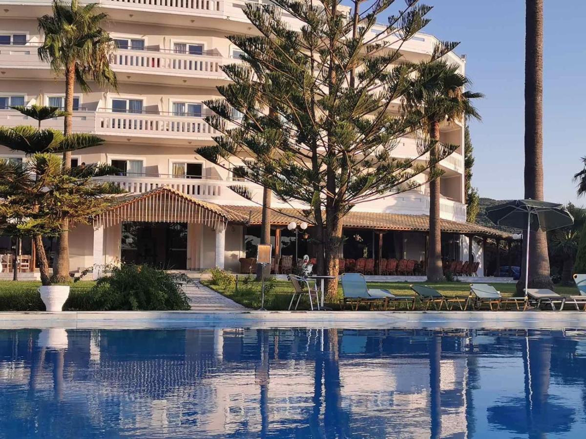 Regina Hotel กิสเซมอส ภายนอก รูปภาพ